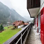 Nyaraló In Montafon Near Lifts